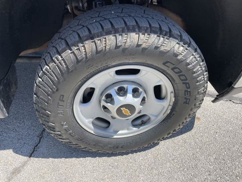 Used 2024 Chevrolet Silverado 2500 W/T w/ WT/CX Safety Package image 31