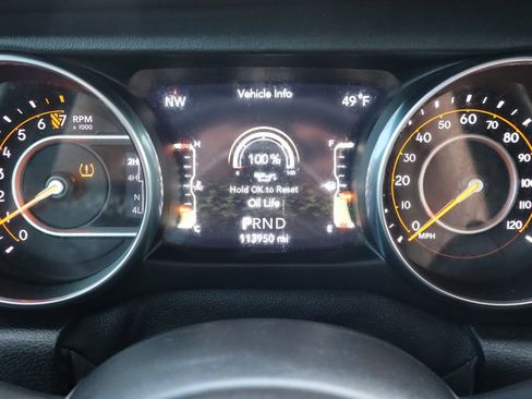 Used 2018 Jeep Wrangler Unlimited Sahara w/ Dual Top Group image 34