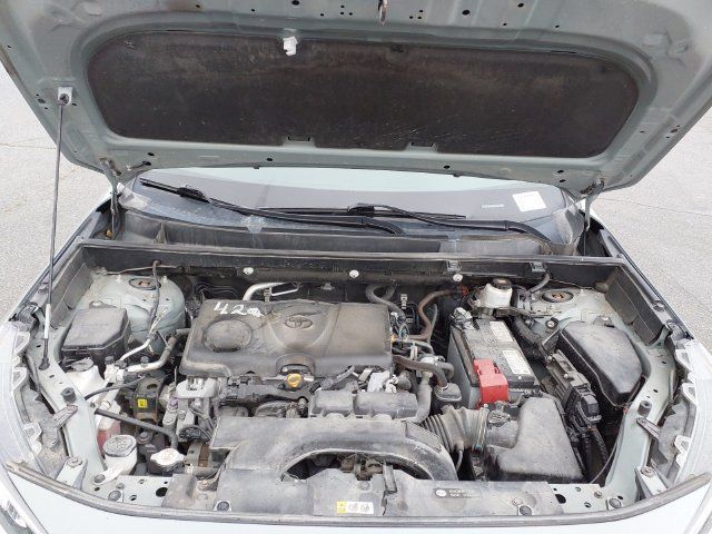 Used 2021 Toyota RAV4 XLE Premium AWD/4WD image 24