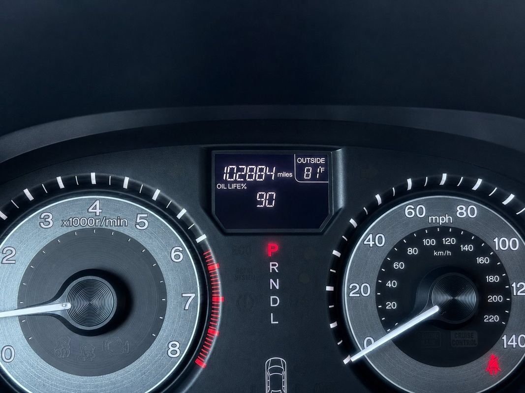 Used 2017 Honda Odyssey SE image 16