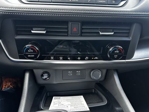 New 2026 Nissan Rogue SV image 28