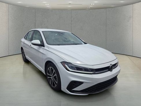 Used 2026 Volkswagen Jetta Sport FWD image 7