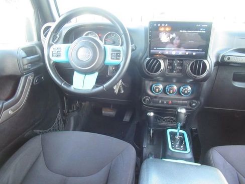 Used 2014 Jeep Wrangler Unlimited Sport w/ Quick Order Package 24S AWD/4WD image 13