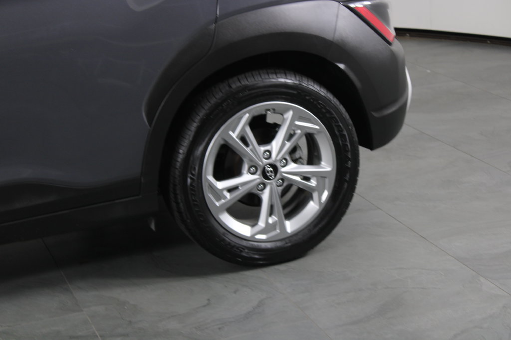 Used 2023 Hyundai Kona SEL FWD image 14