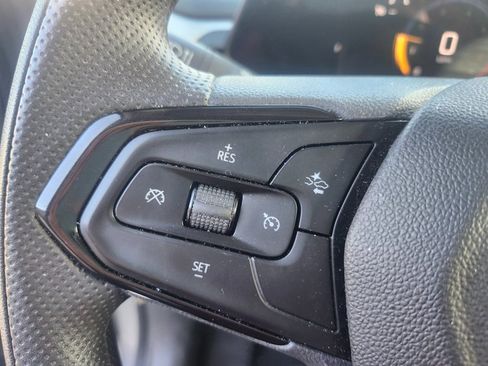 Used 2025 Chevrolet TrailBlazer LT image 9