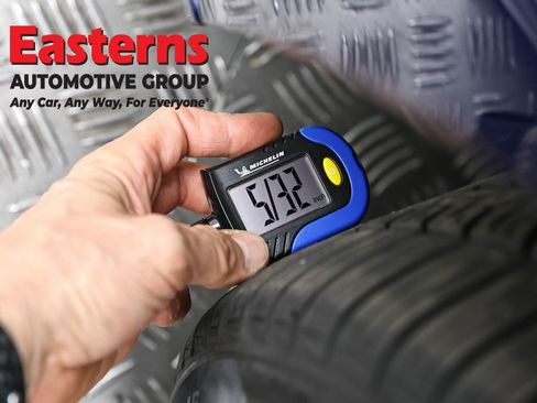 Used 2023 Tesla Model 3 Standard Range image 23