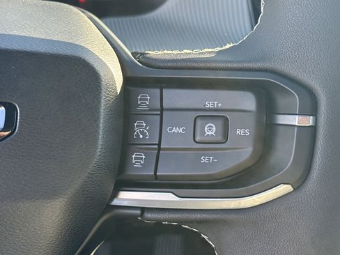 New 2026 Jeep Cherokee Laredo image 31