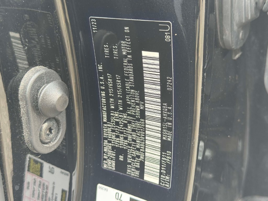 Used 2024 Toyota Corolla Cross AWD Hybrid image 17