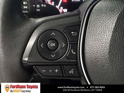 Used 2023 Toyota RAV4 XLE Premium AWD/4WD image 22