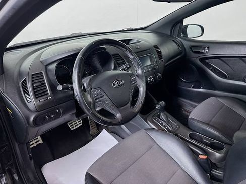 Used 2015 Kia Forte Koup SX FWD image 12