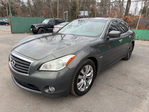 Used 2013 INFINITI M35 w/ Premium Pkg image 1