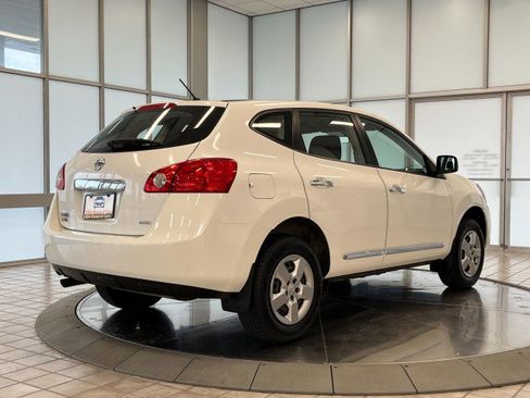 Used 2014 Nissan Rogue S image 7