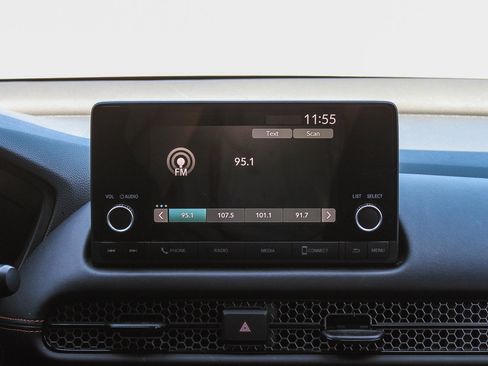 Used 2024 Honda HR-V Sport image 16