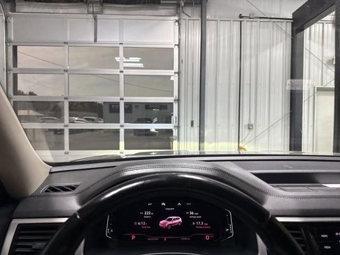 Used 2021 Volkswagen Atlas SEL Premium AWD/4WD image 8