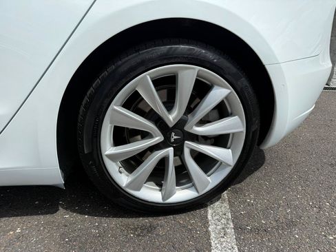 Used 2018 Tesla Model 3 Long Range AWD/4WD image 5