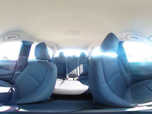 Used 2025 Toyota Corolla LE FWD image 40