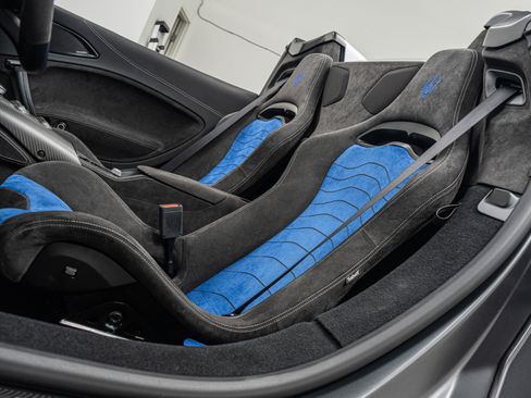 Used 2023 Maserati MC20 Spyder RWD image 24