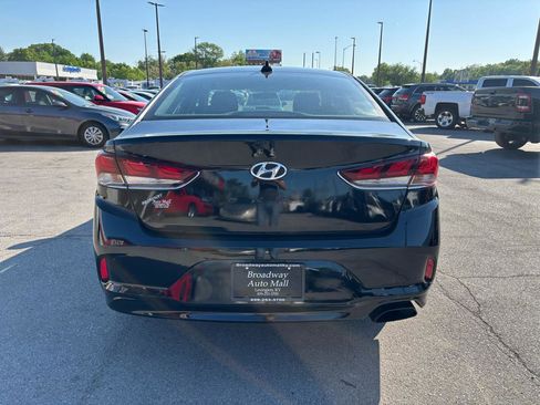 Used 2019 Hyundai Sonata SE FWD image 4