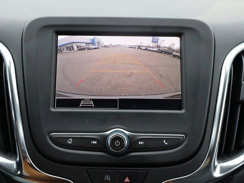 Used 2023 Chevrolet Equinox LT image 10