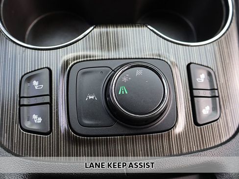 Used 2020 GMC Acadia SLT w/ Driver Alert Package II FWD image 14
