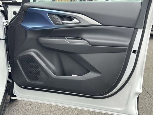 New 2026 Chevrolet Equinox EV LT image 25