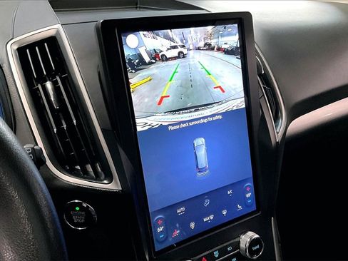Used 2024 Ford Edge SEL image 24
