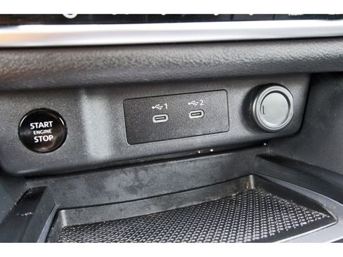 Used 2024 Nissan Rogue SV w/ SV Premium Package FWD image 28