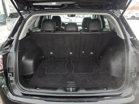 Used 2022 Jeep Compass Limited image 9