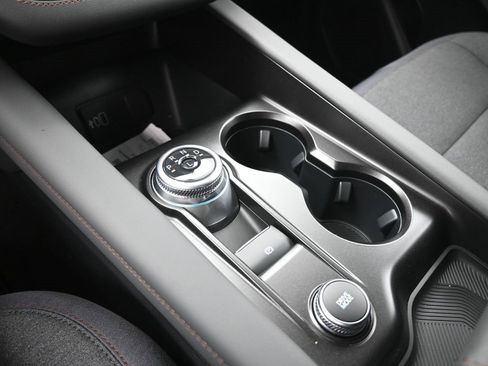 New 2026 Ford Explorer Active image 30