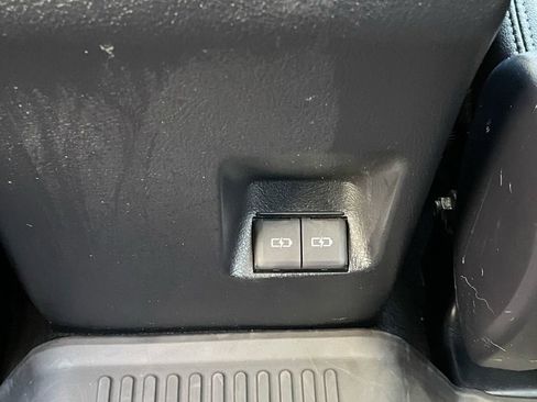 Used 2023 Toyota 4Runner SR5 Premium image 23