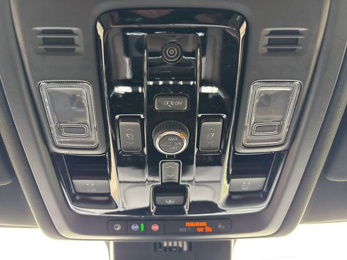 New 2026 GMC Yukon XL Denali Ultimate AWD/4WD image 30