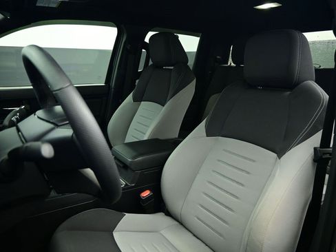 Used 2024 Toyota Tacoma TRD Sport image 16