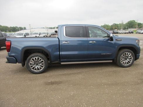 New 2026 GMC Sierra 1500 Denali Ultimate AWD/4WD image 3