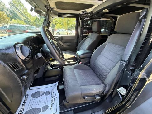 Used 2011 Jeep Wrangler Sport AWD/4WD image 15