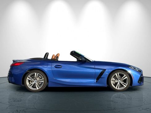 Used 2025 BMW Z4 sDrive30i w/ Premium Package image 3