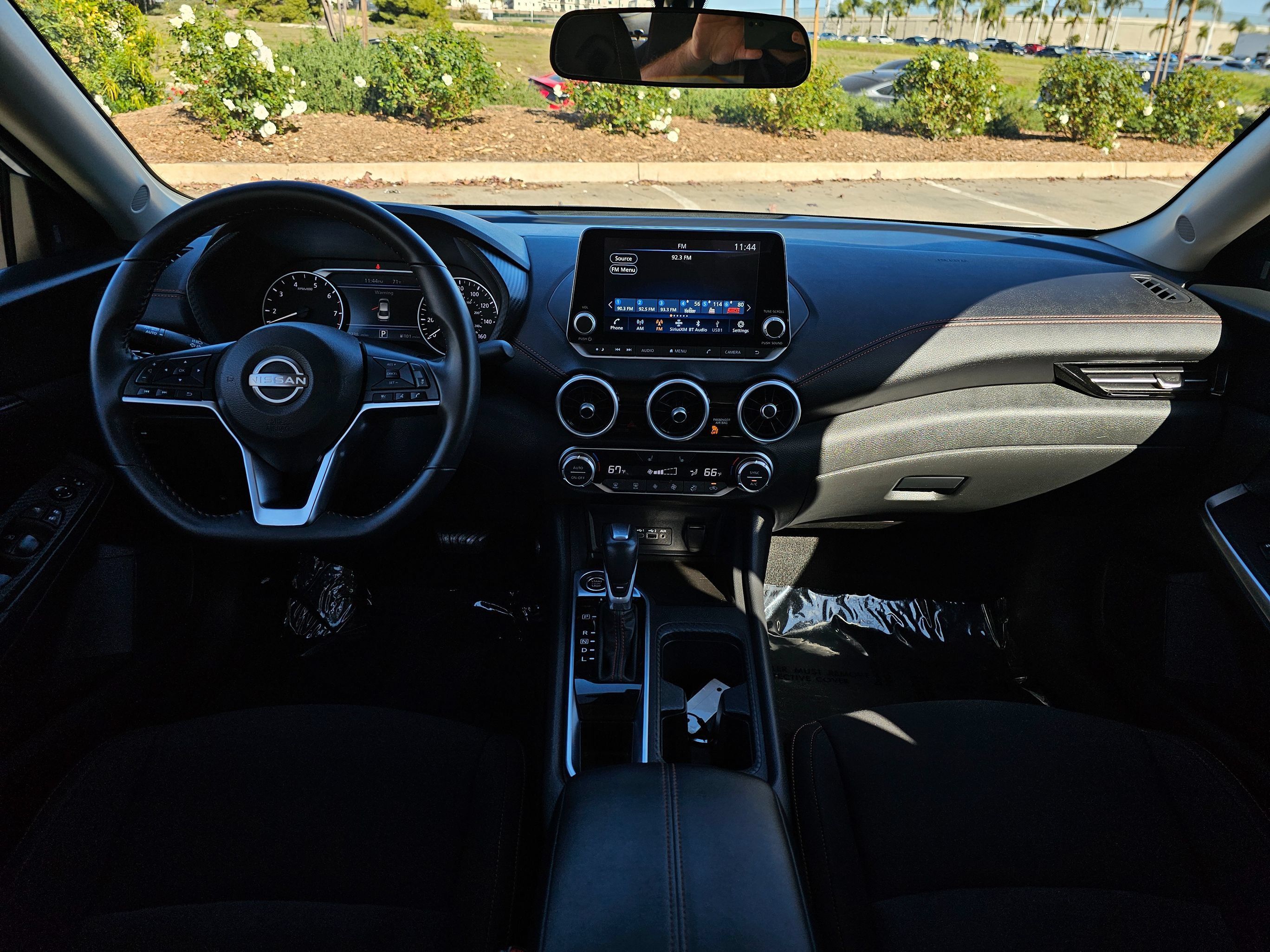 Used 2025 Nissan Sentra SR FWD image 21