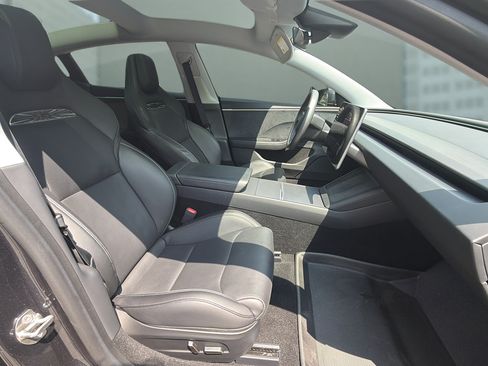 Used 2024 Tesla Model 3 Performance AWD/4WD image 19