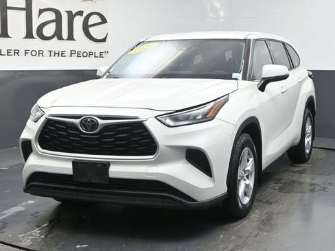 Used 2020 Toyota Highlander L image 7