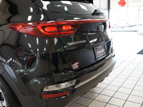 Used 2020 Kia Sportage LX AWD/4WD image 15