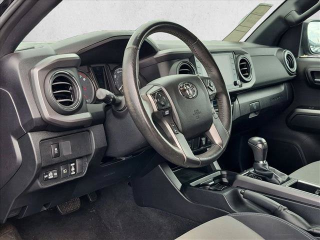 Used 2021 Toyota Tacoma TRD Off-Road AWD/4WD image 10