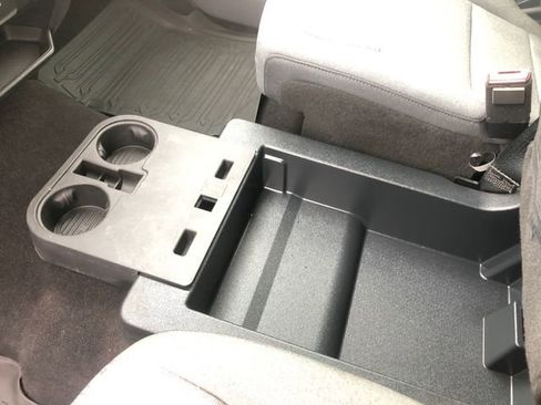 Used 2021 Ford F150 XLT image 25