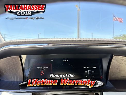 Used 2019 Lincoln Navigator Reserve AWD/4WD image 21