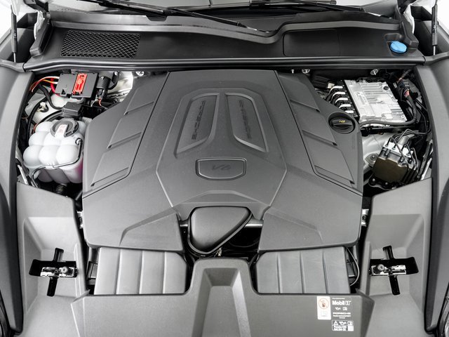 Certified 2026 Porsche Cayenne Coupe AWD/4WD image 27