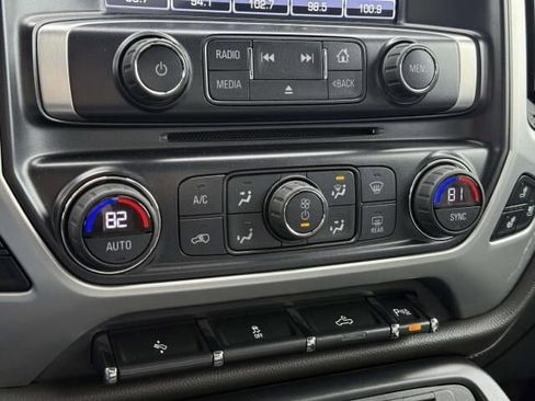 Used 2017 GMC Sierra 1500 SLT w/ SLT Preferred Package image 27