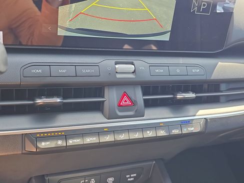 New 2026 Kia K4 FWD image 23