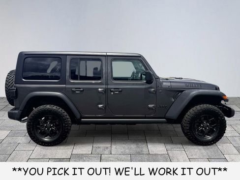 Used 2025 Jeep Wrangler Unlimited Sport AWD/4WD image 8