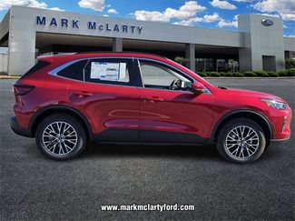 New 2026 Ford Escape SE w/ PHEV Premium Package video 2