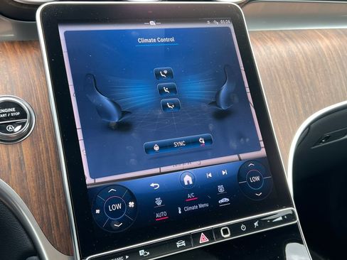 Certified 2023 Mercedes-Benz GLC 300 4MATIC image 30