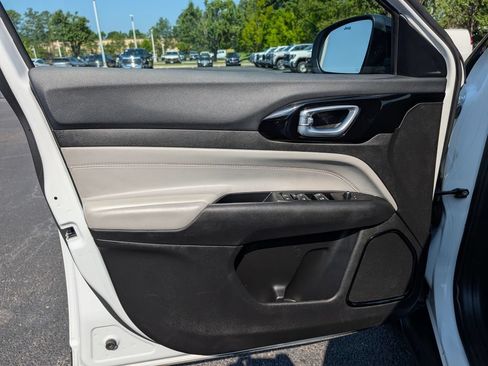Used 2025 Jeep Compass Limited AWD/4WD image 21