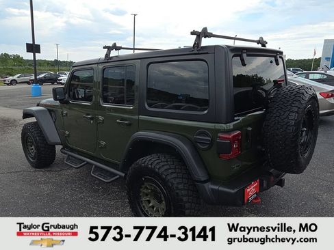Used 2021 Jeep Wrangler Unlimited Rubicon w/ LED Lighting Group AWD/4WD image 6